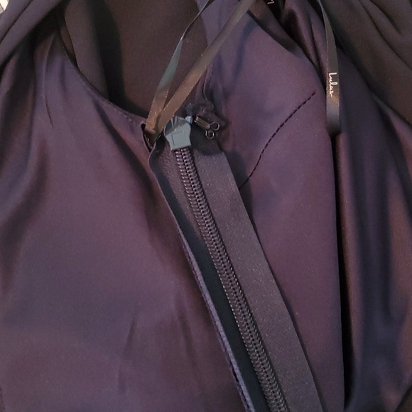 Lulu's Trumpet Formal Gown - Picture 8 of 10